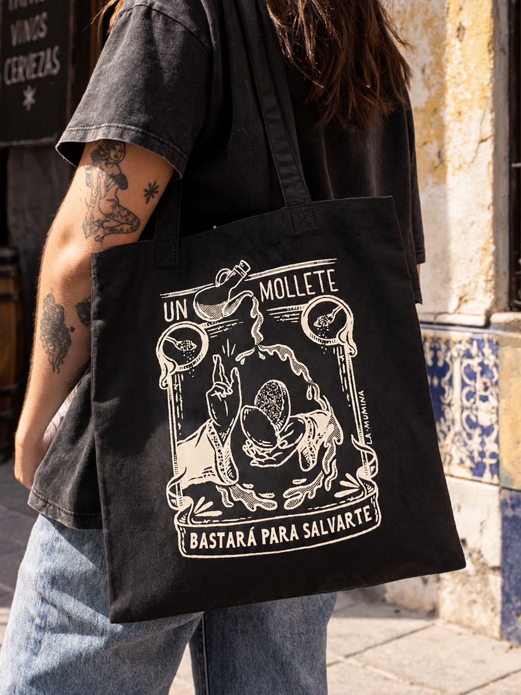Totebag UN MOLLETE | Bolsa de Tela Ilustrada La Mumina